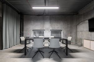 LINEAR_MLYNICA_OFFICE_06I5256