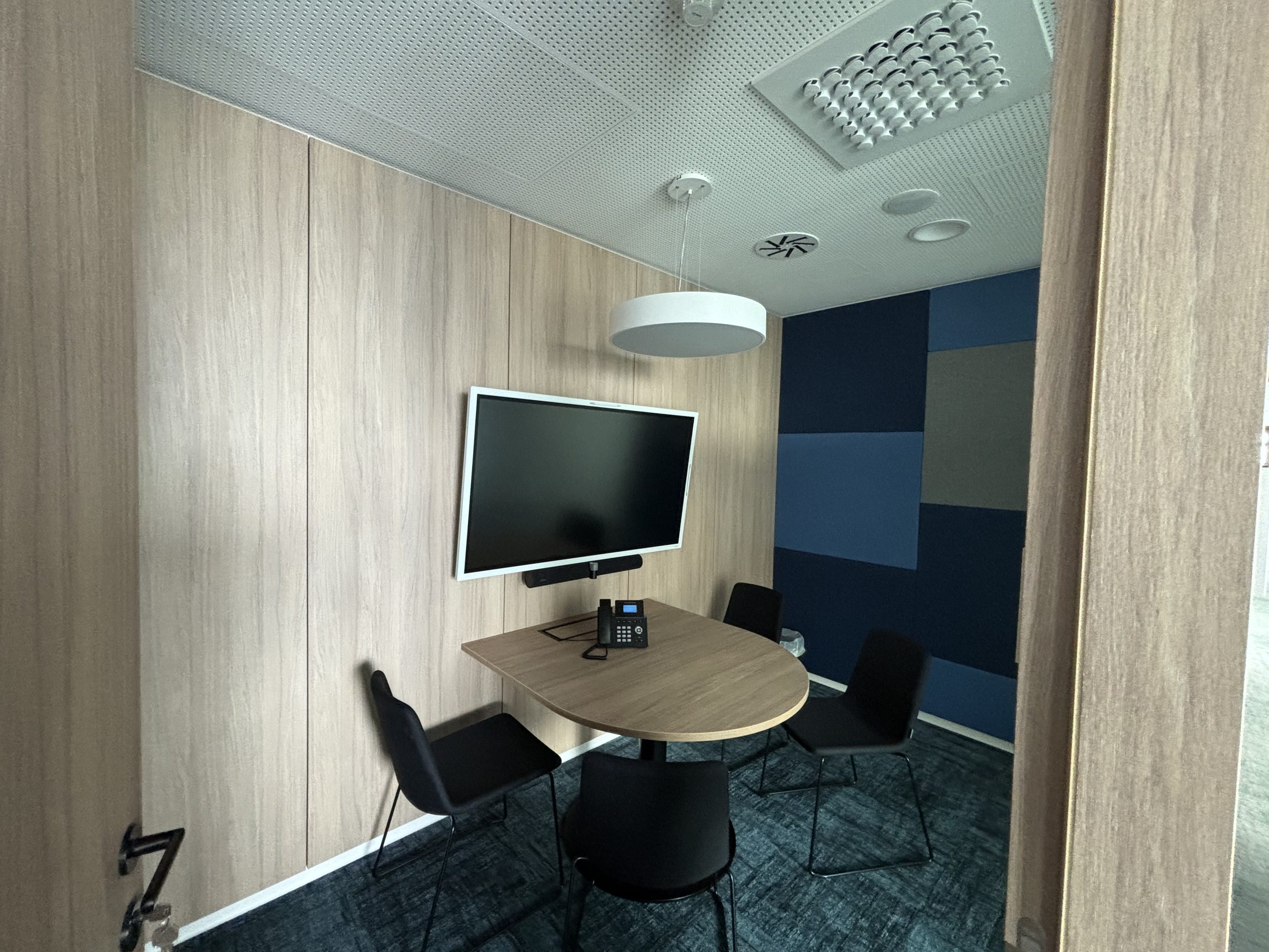 Messer Tatragas workspace